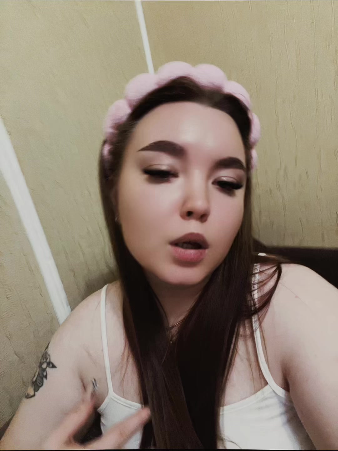 @viks_lips