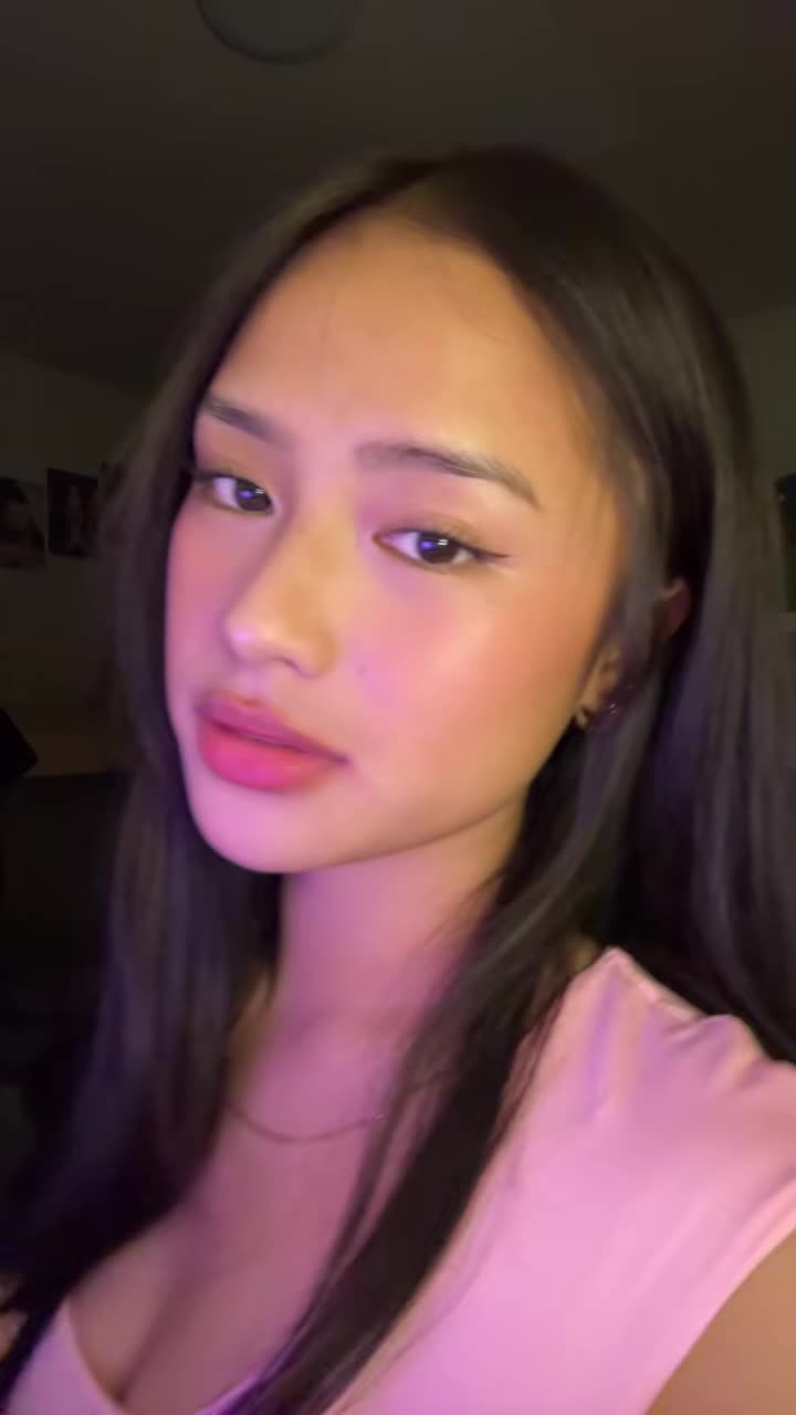 @yananicole