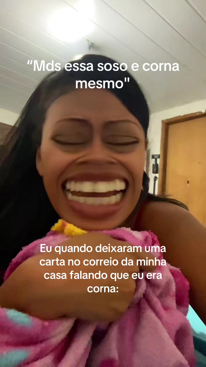 @Locutora amanda_dervilli
