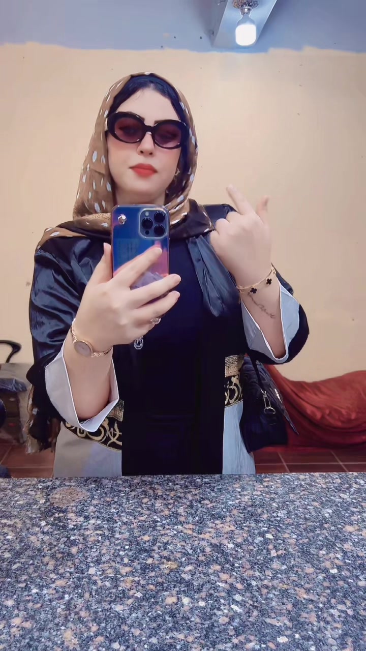 @آلبااااش ممرضهـ☺️🦋💋