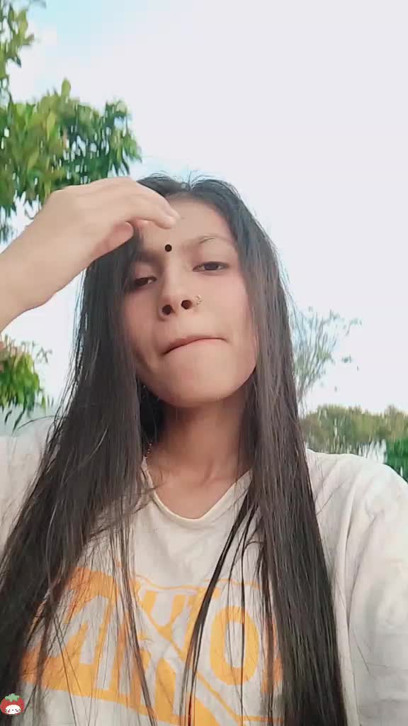 @ꜱʜᴀʀᴠɪɴɪ🪻💗