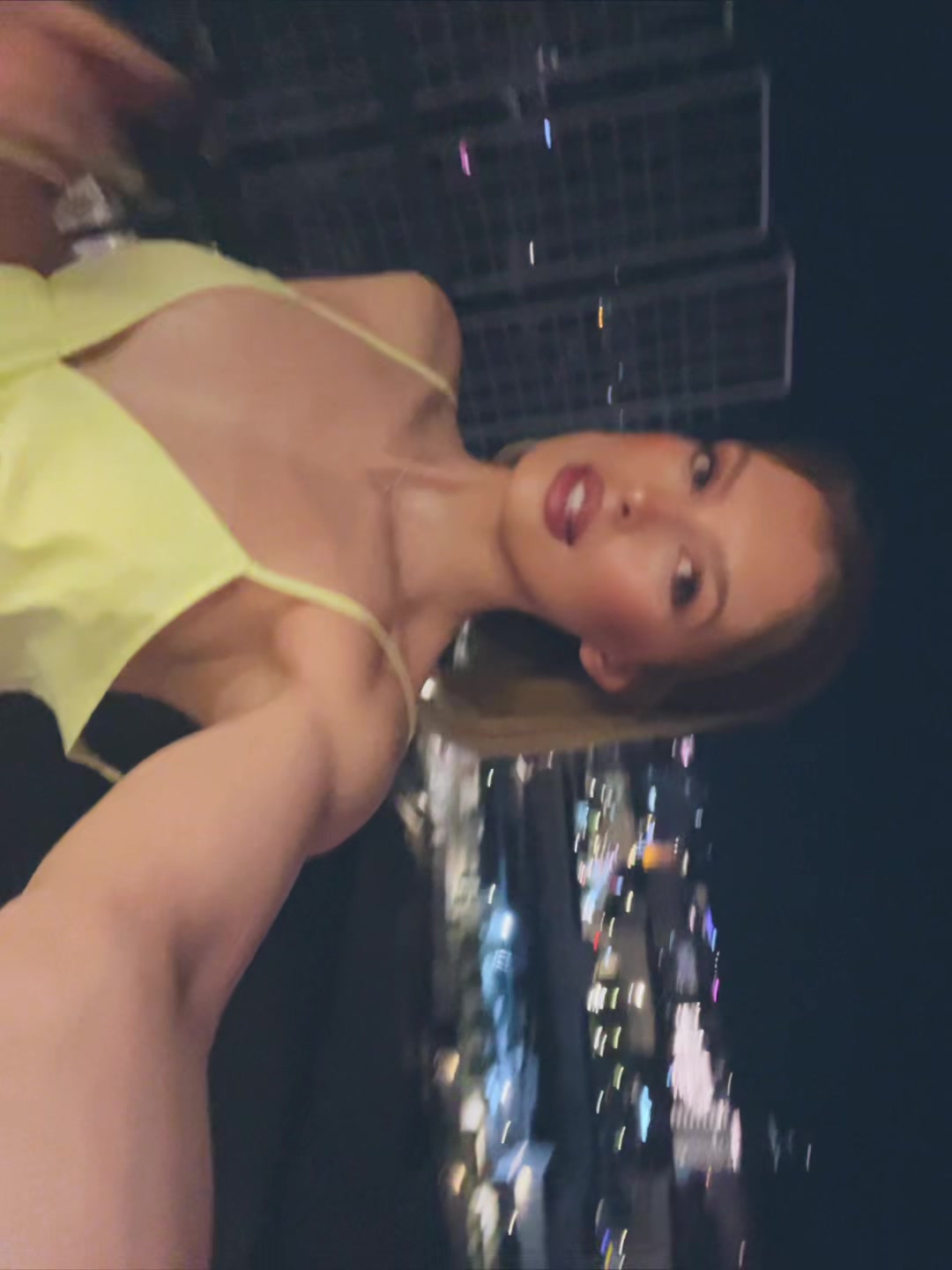 @Andjela