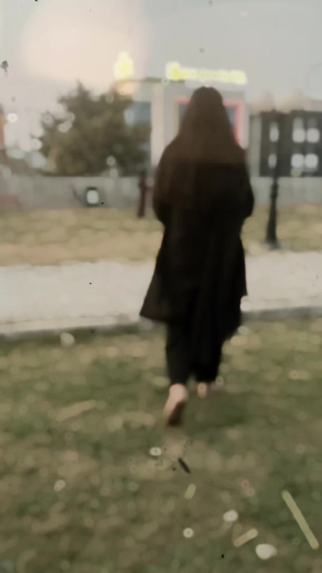 @🦋