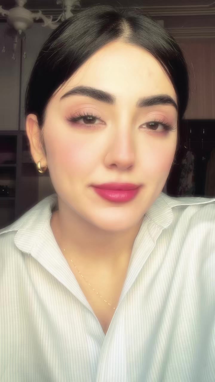@👻