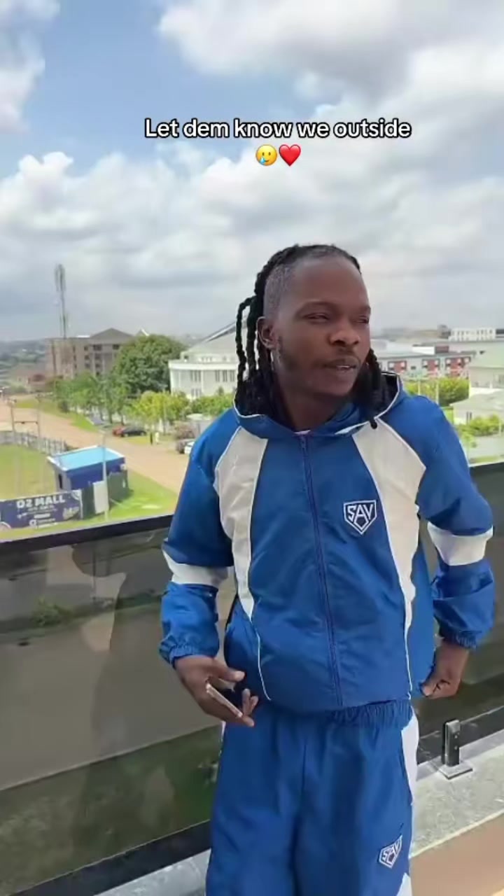@Obazino