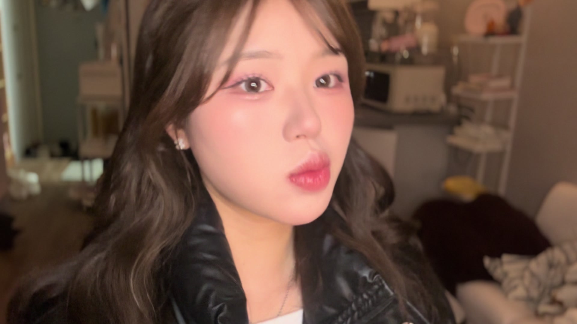 @쑤ෆ
