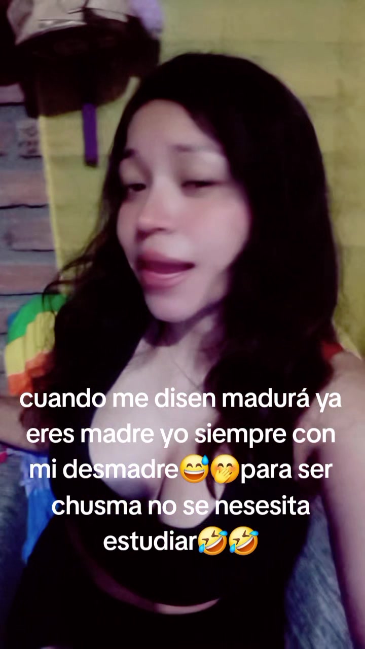 @la florecita olanchana❤️ 👸👸