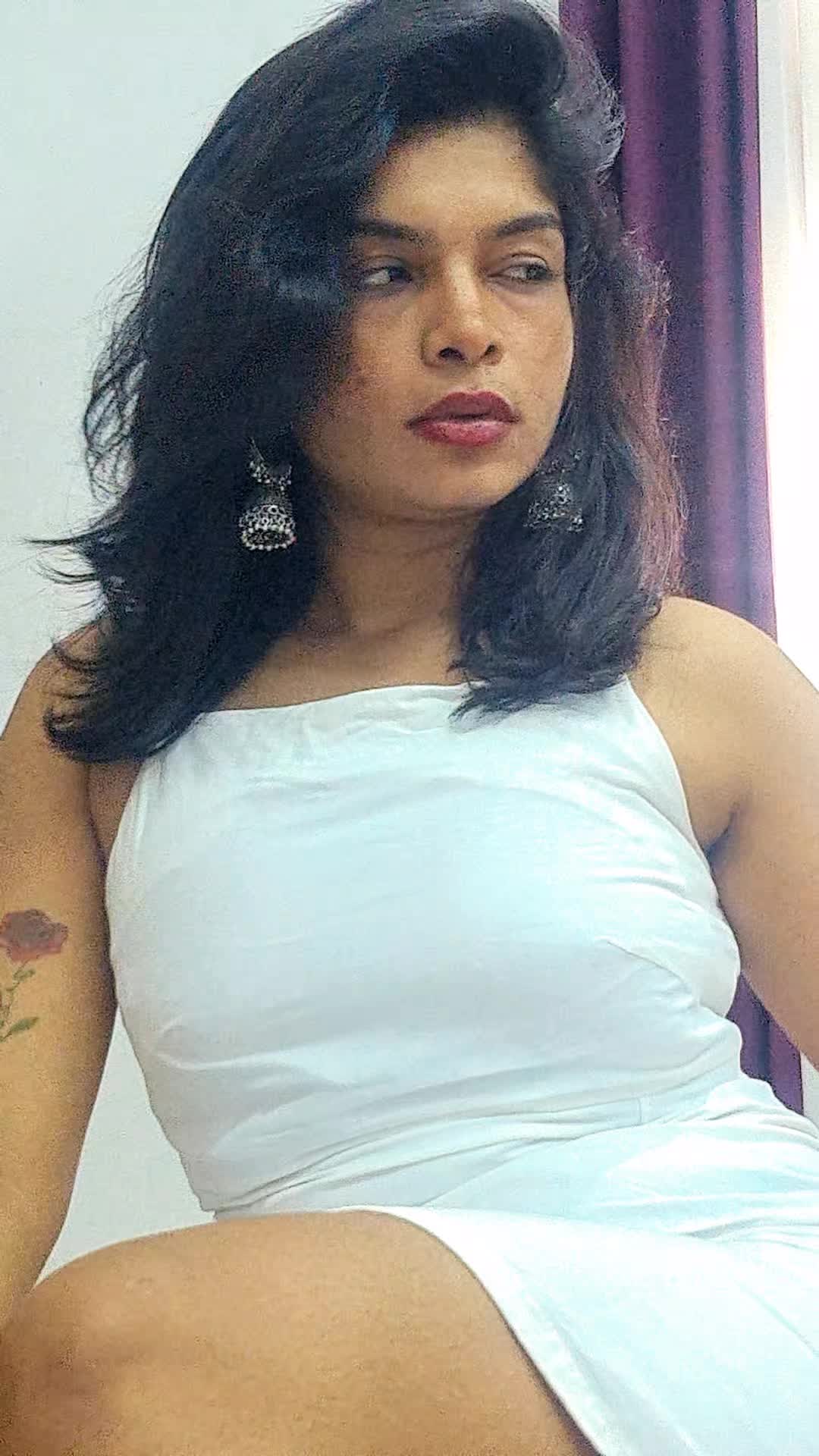 @K H U S H I 🤍🕊️
