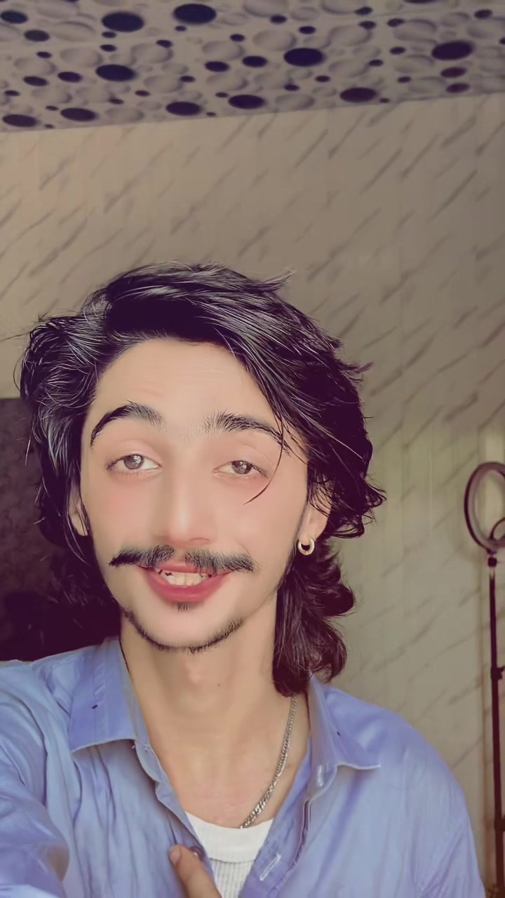 @MOoN🕶️🤏