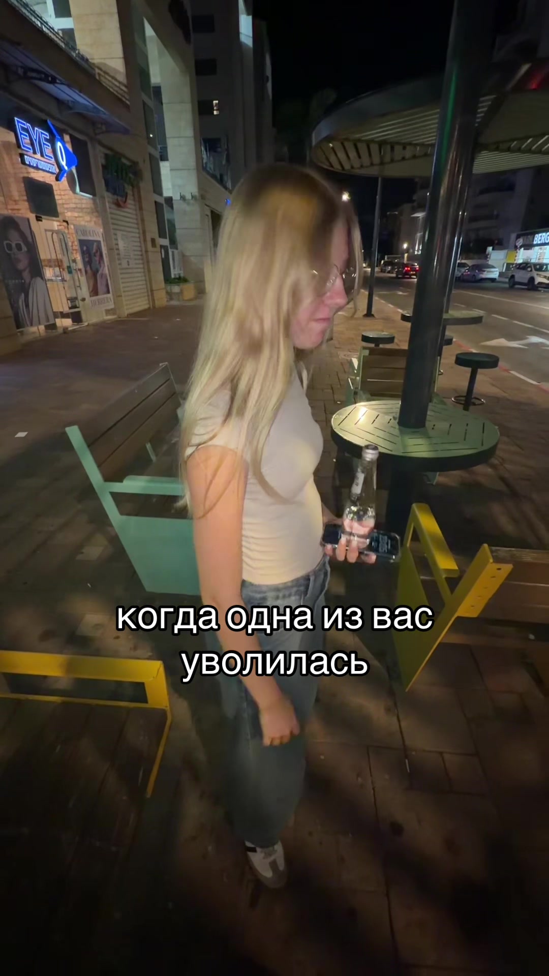 @︎