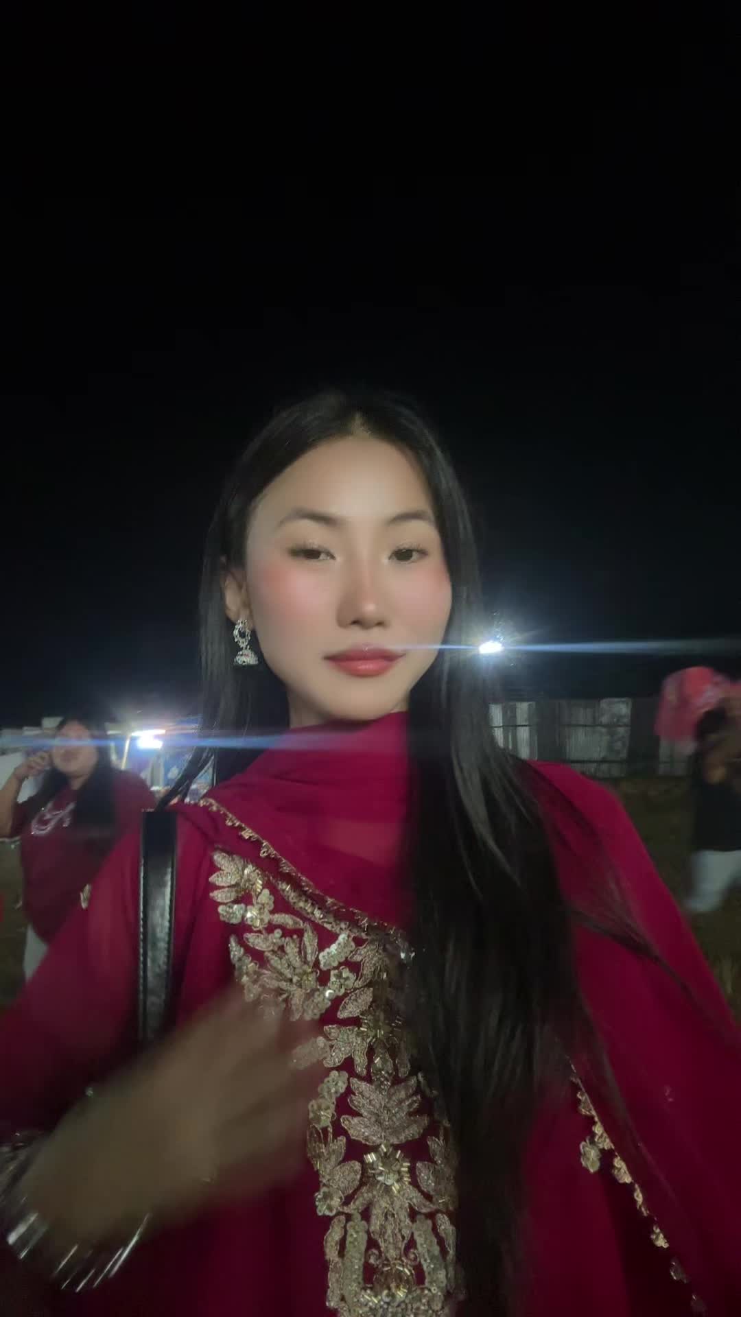 @Sis