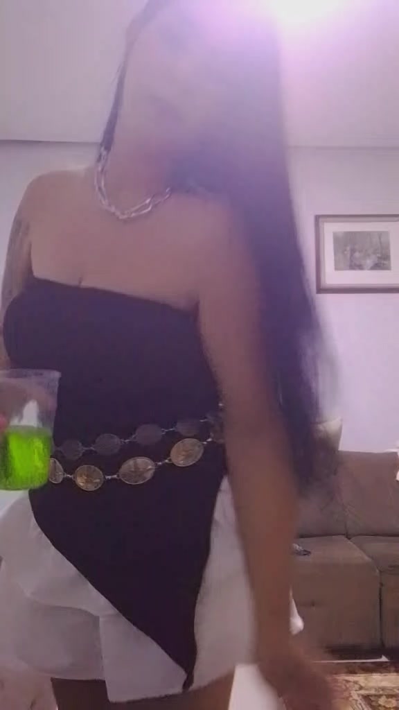 @Alessandra Rosario