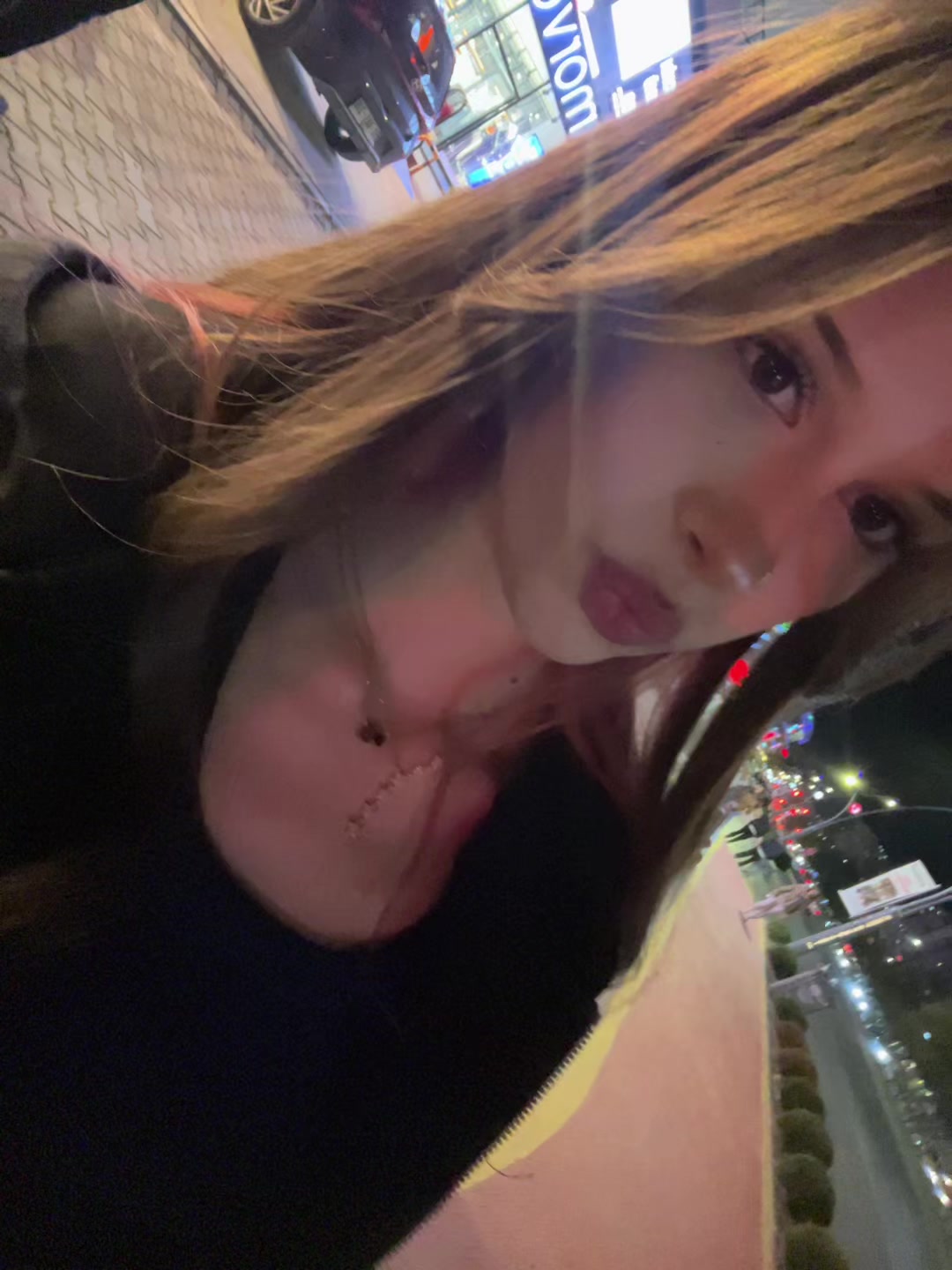 @Busra🪷