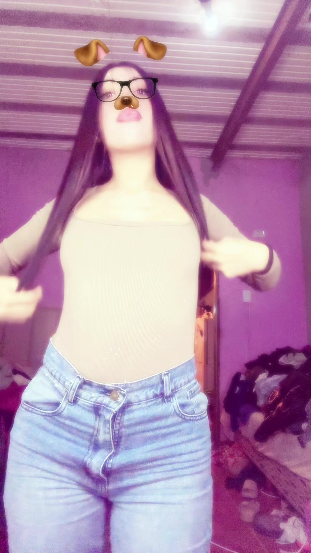 @Morenaa