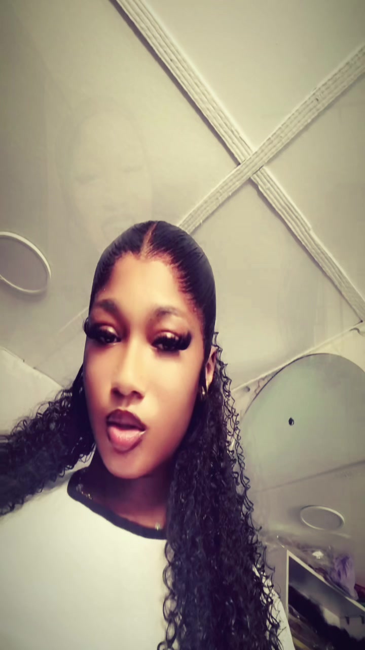 @Ewatomilola🤭💕