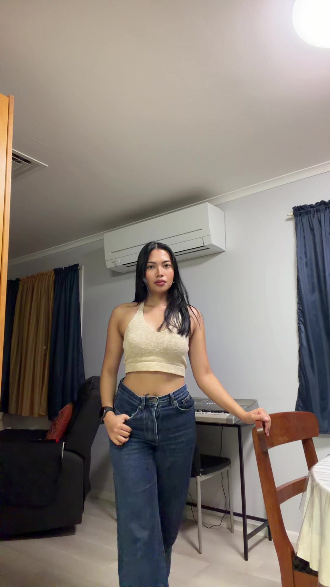 @Mellikay8 on IG