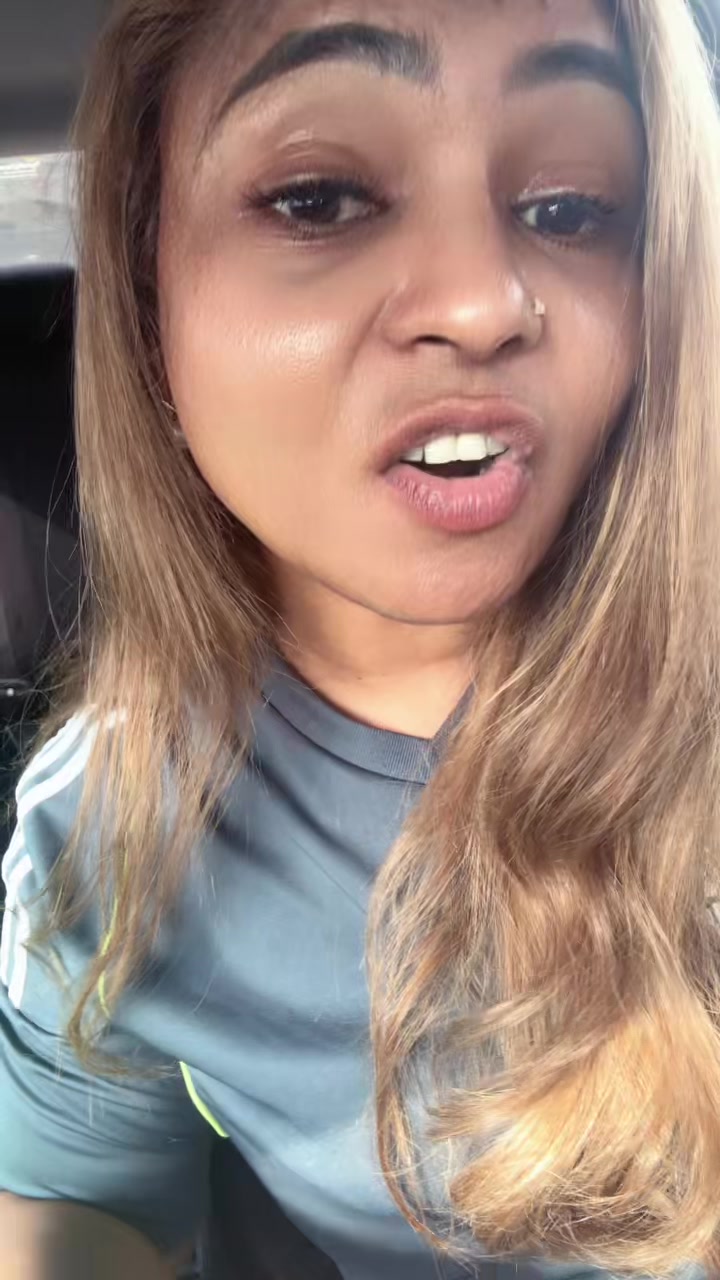 @Roginni Priya Munusa