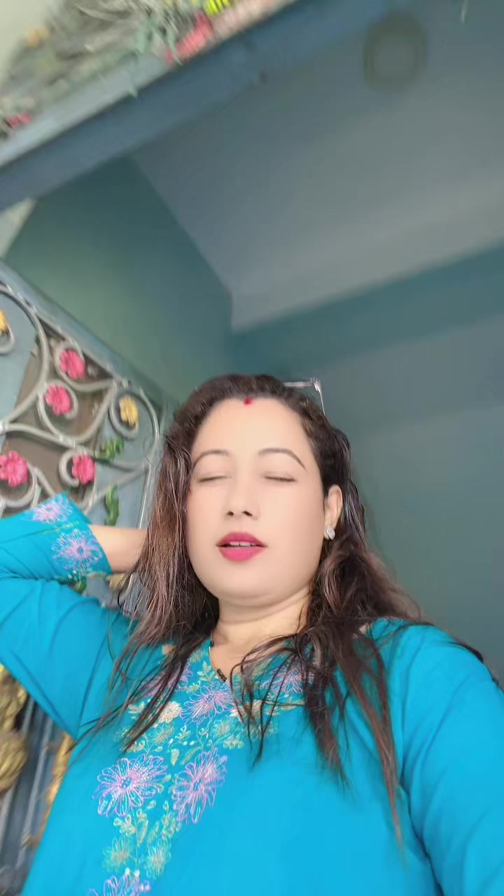 @𝐒𝐚𝐫𝐝𝐚 𝐍𝐞𝐮𝐩𝐚𝐧𝐞
