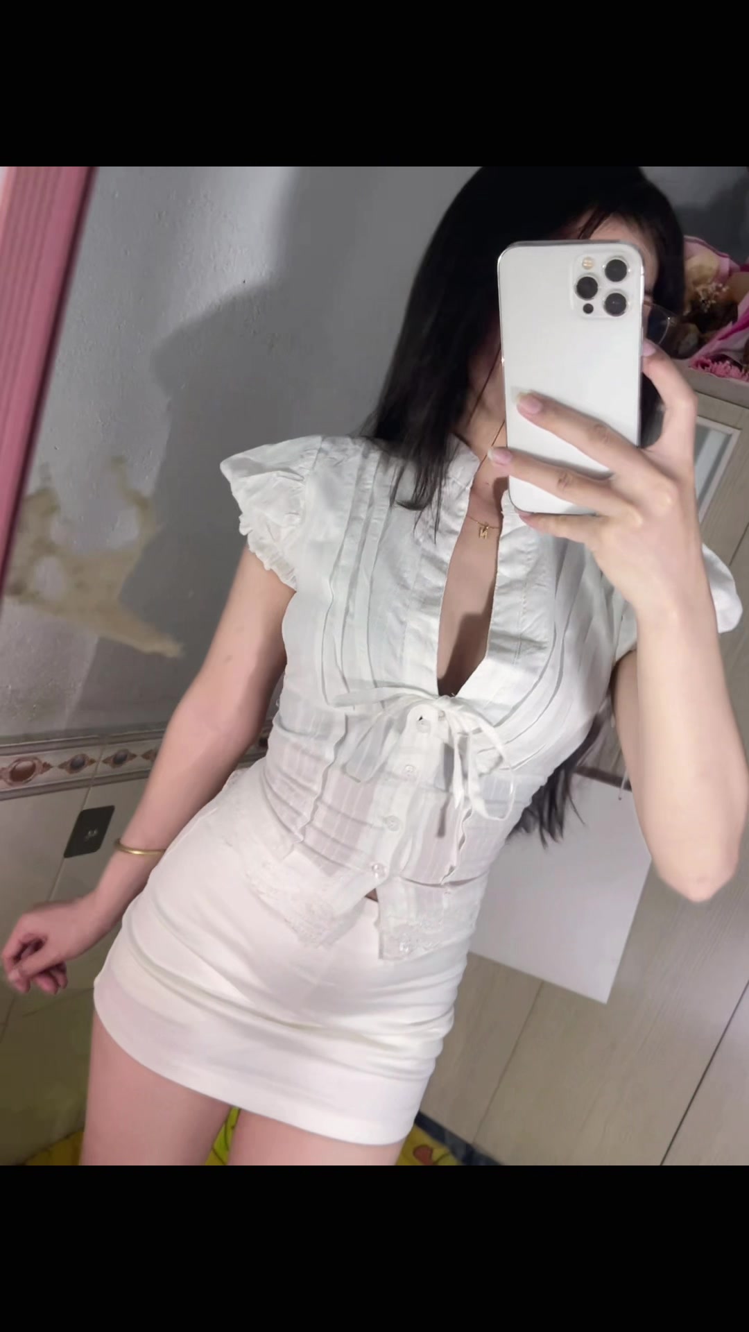 @Ê Mặc Gì ?