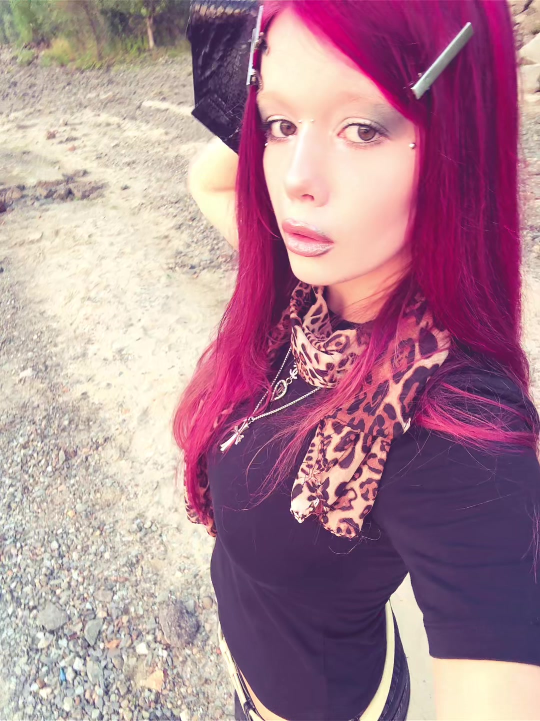 @why¿doesn’tthisbitchloveme<3