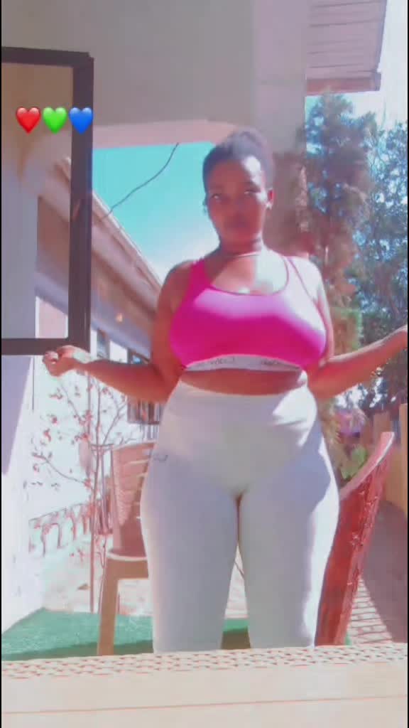@nahuraesther