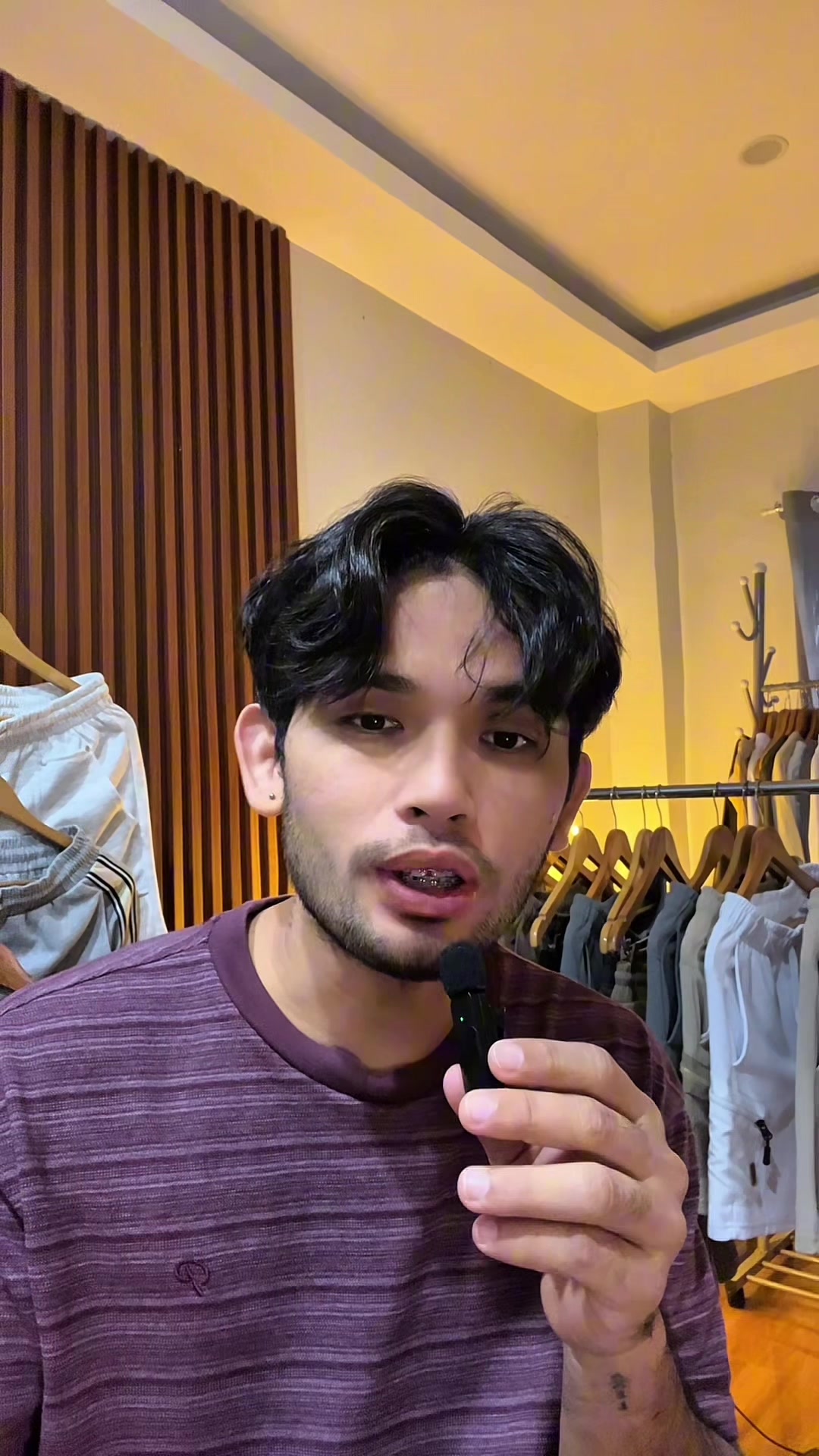 @𝗔𝘅𝗲𝗹 𝗙𝗶𝗻𝗱𝘀