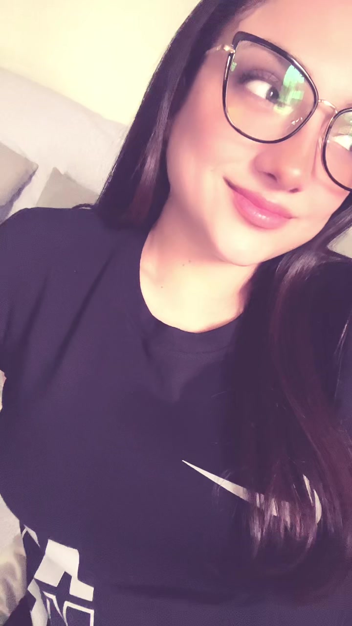 @Alli Zarate✨🎶