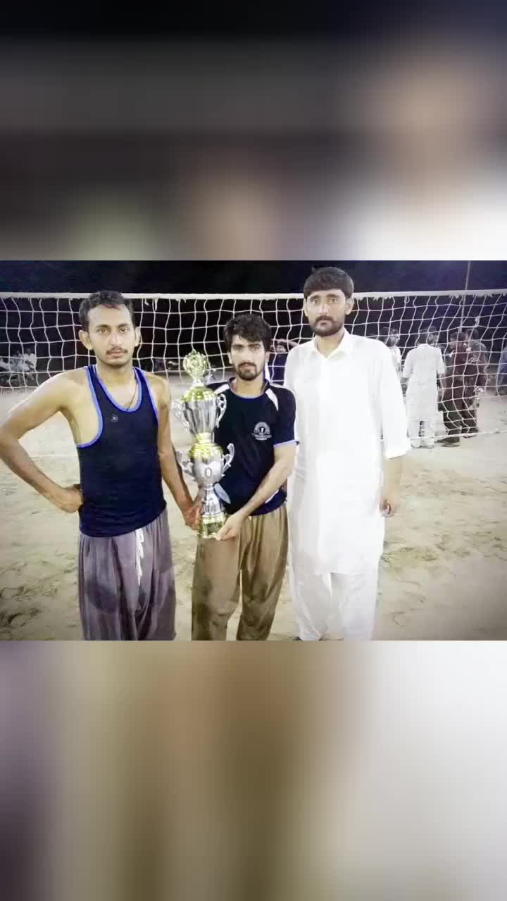 @#Nasirsumblii🇵🇰🇮🇹