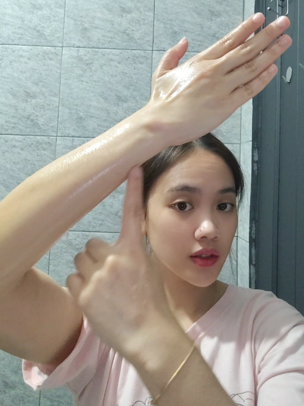 @Aivyy