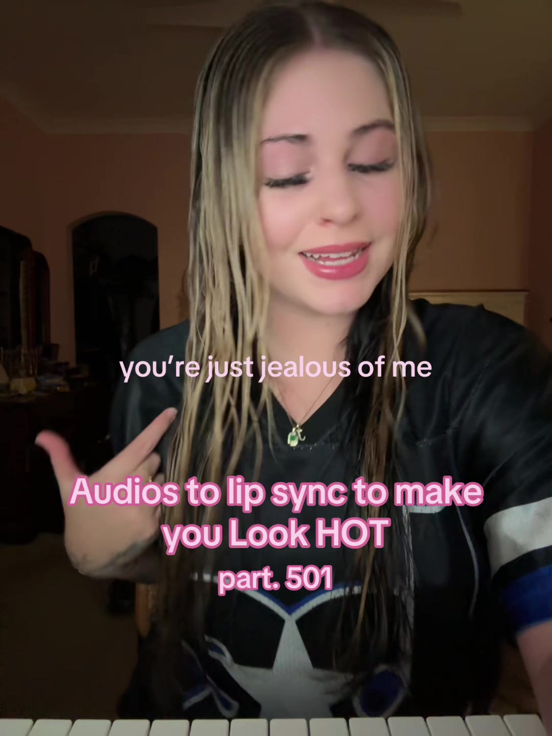 @xoxo.