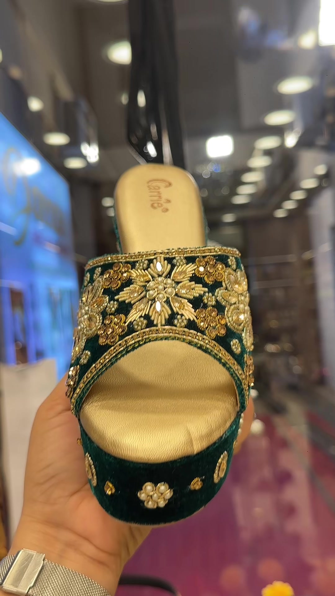 @DAZZLE JEWELLRY BURDUBAI