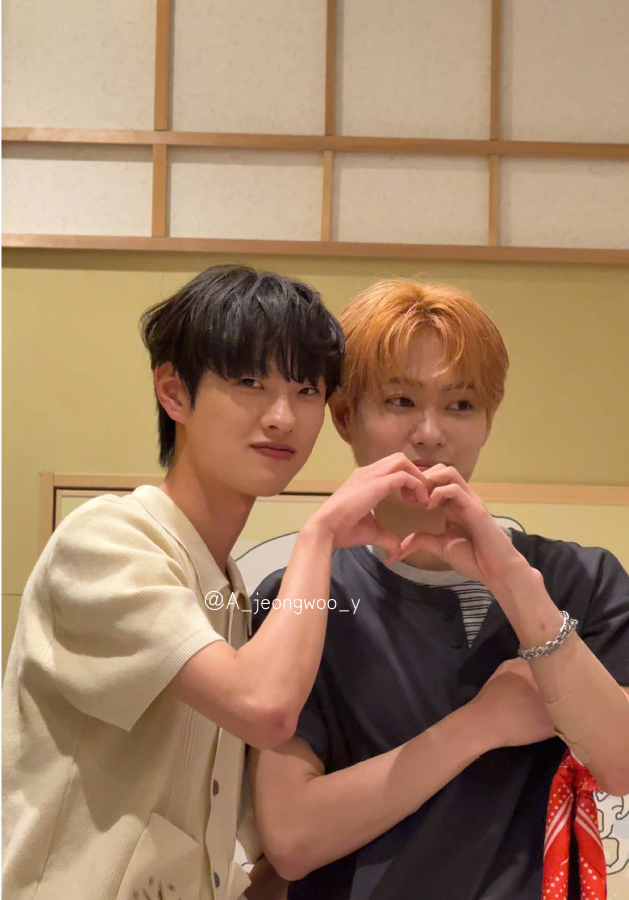 @요시미🐶🍀.*