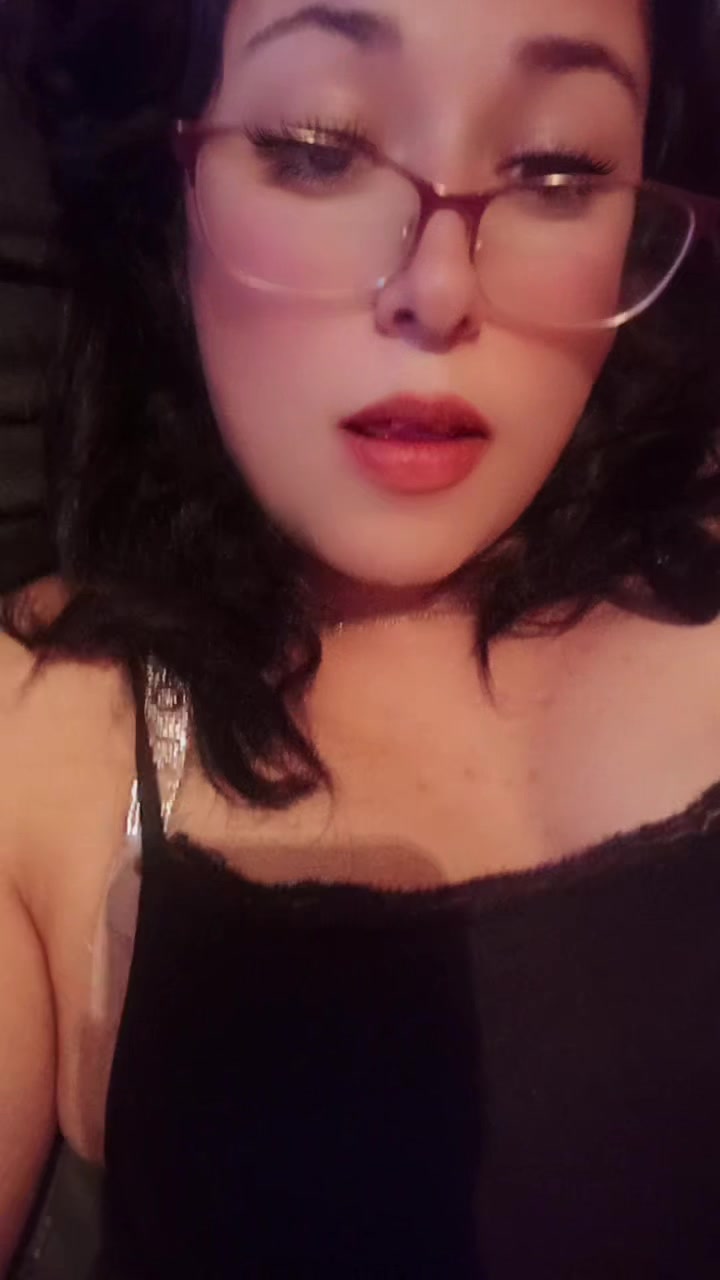 @lauivoviñiri