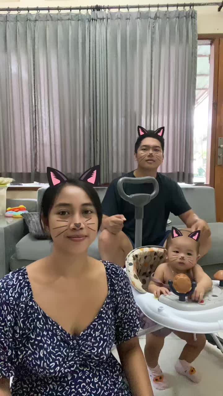 @Emas