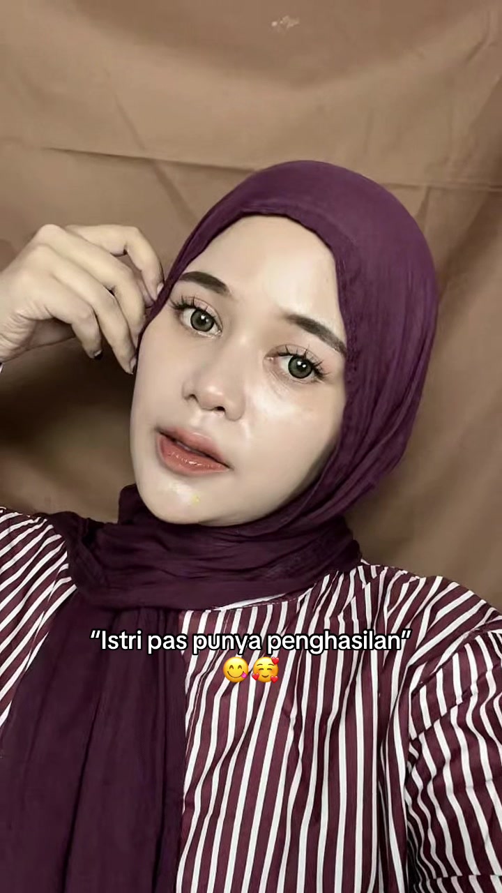 @Ndaayy || IG : Linda_astt