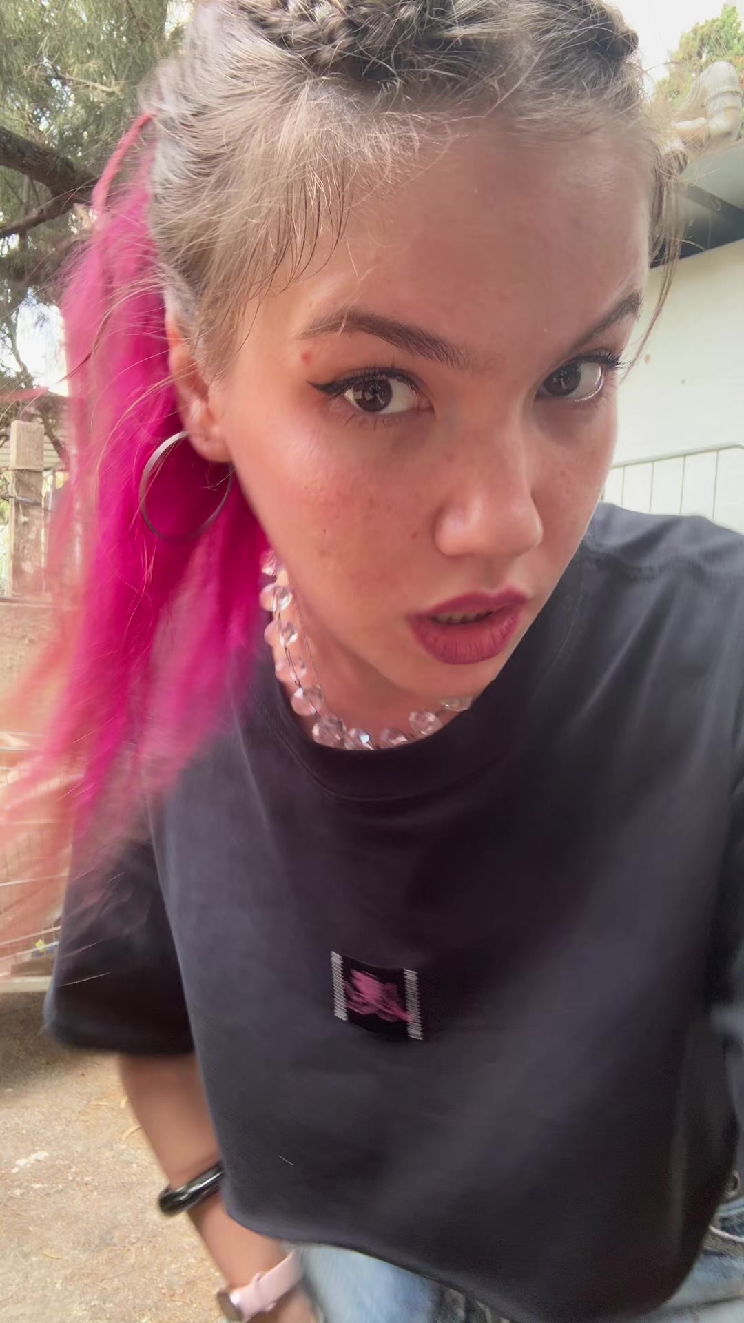 @Frehushh