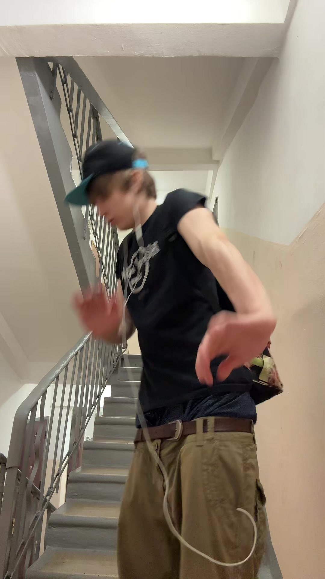 @12w1o
