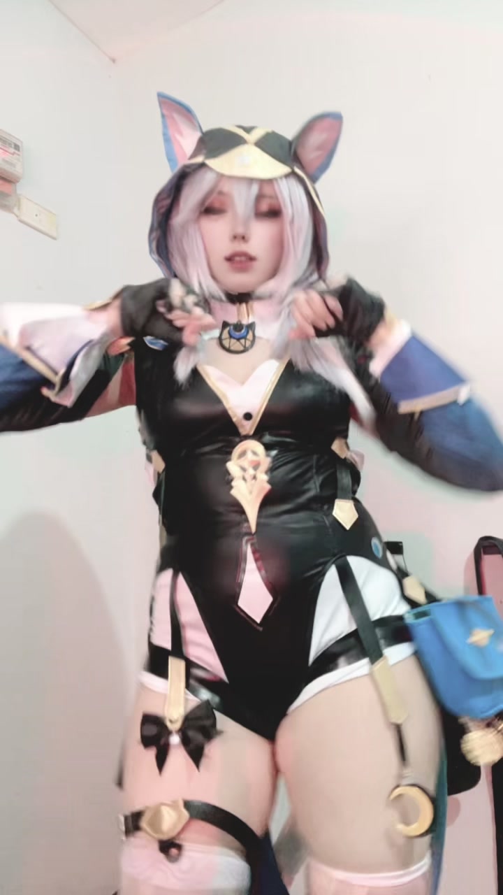 @kuroo ❀ coser
