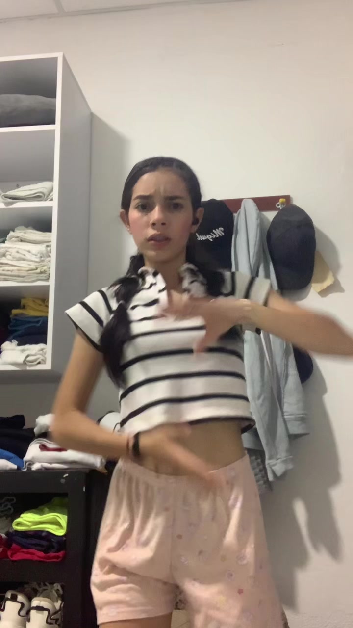 @vxlentina211_
