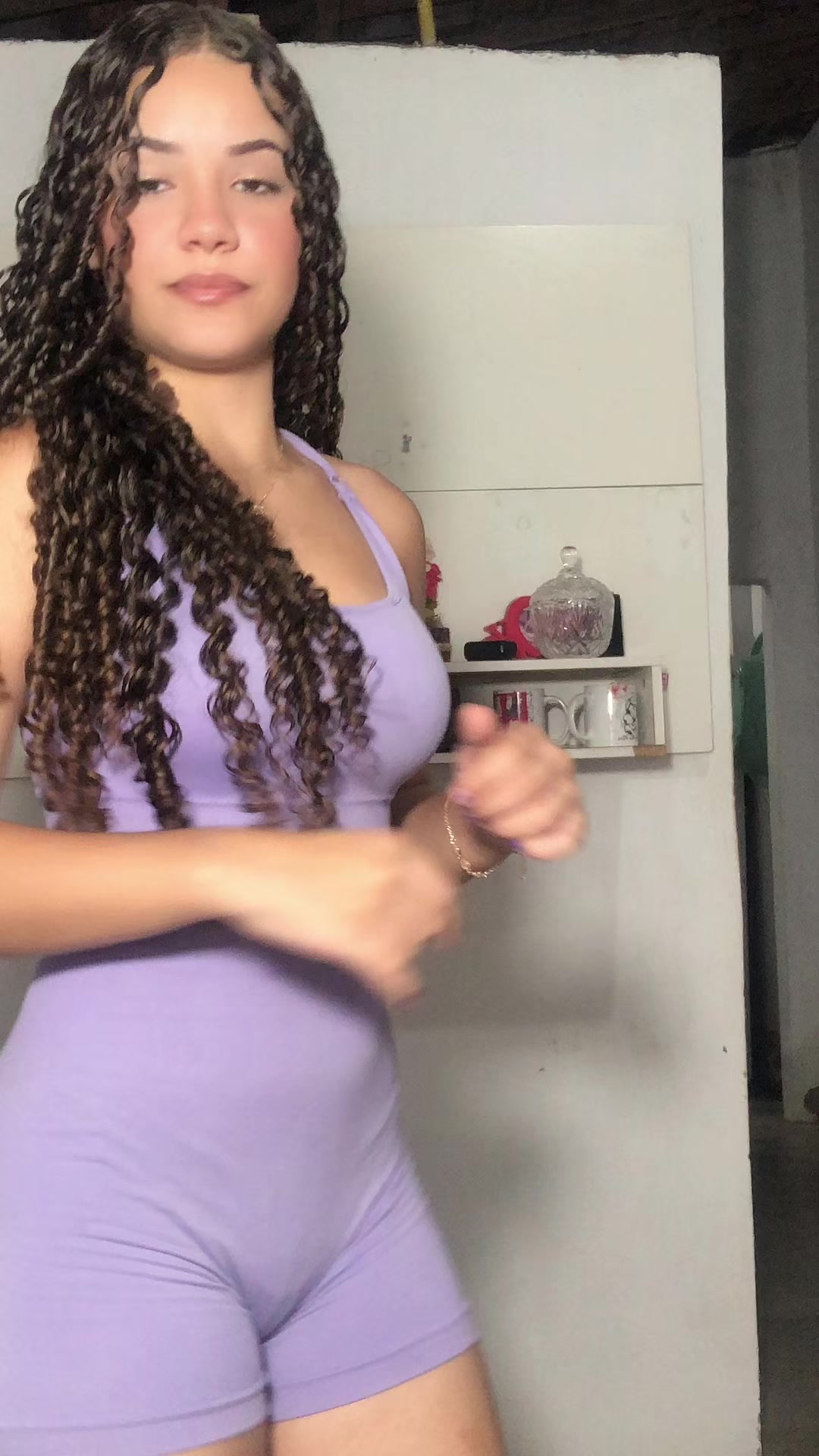 @thaynalais48