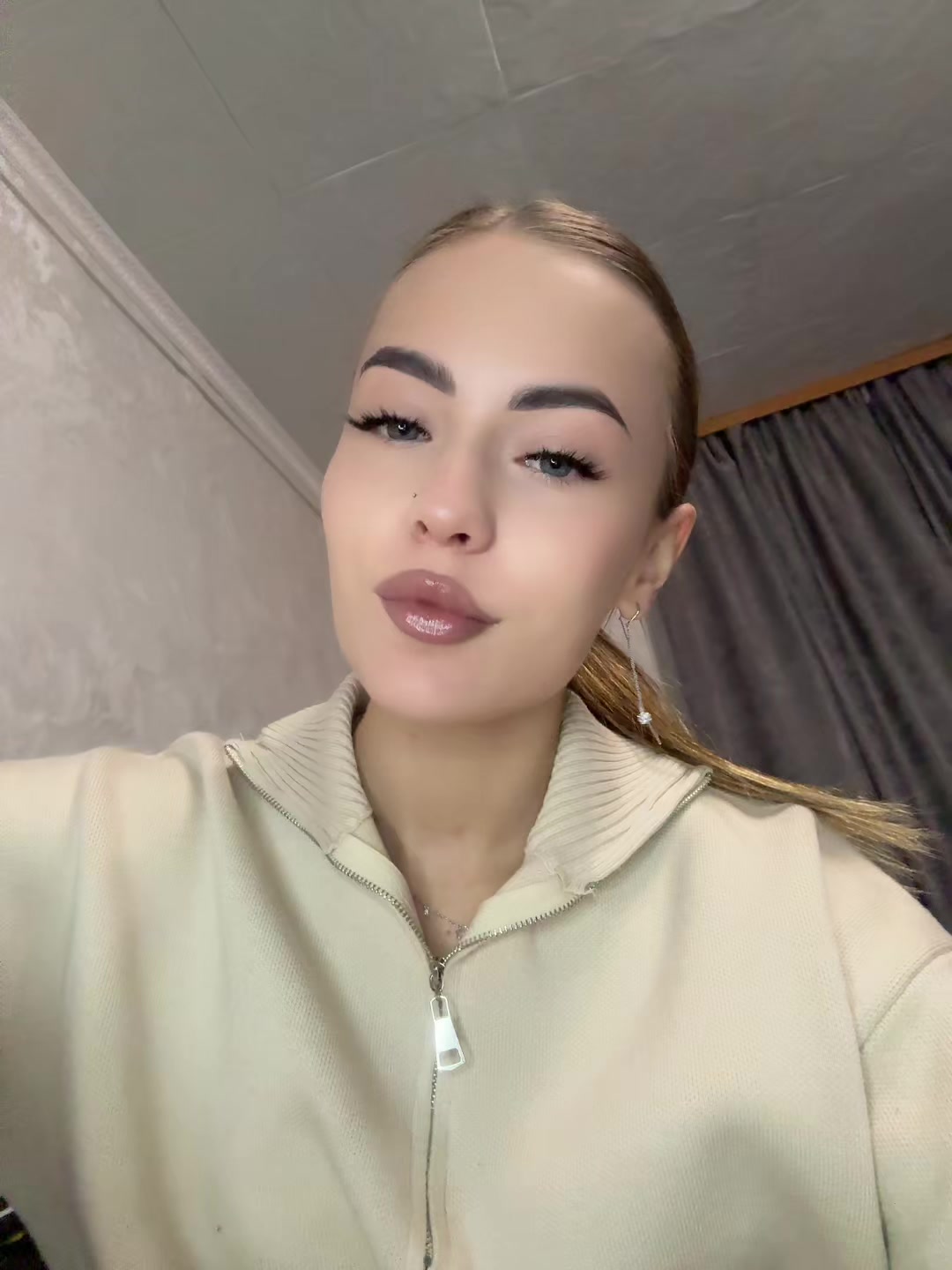 @Ａｎａｓｔａｓｉａ Ｍａｙ