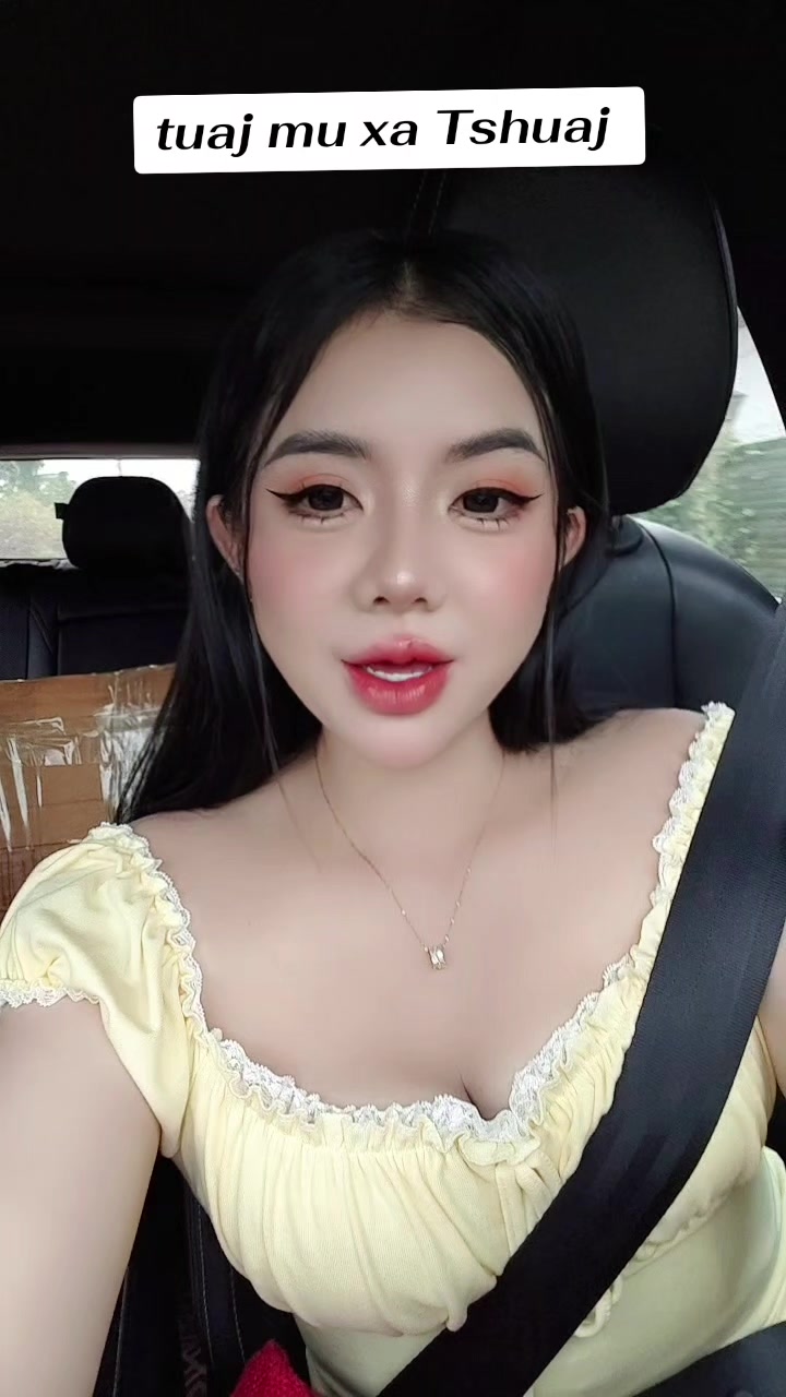 @nkauj see xyooj