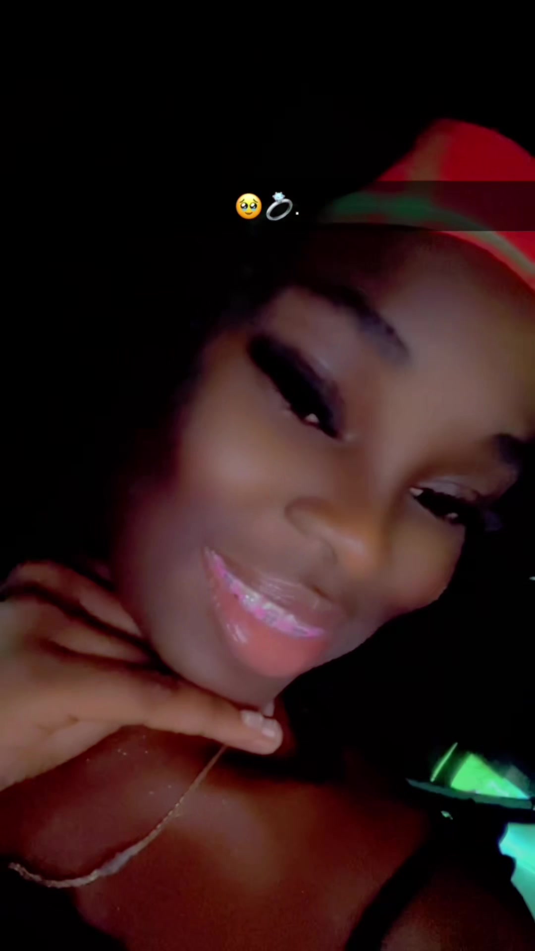 @_acharzja_