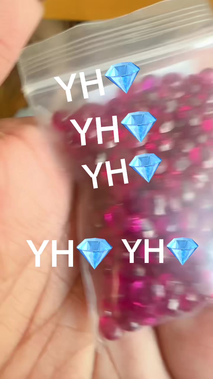 @YadanarHtayðGems