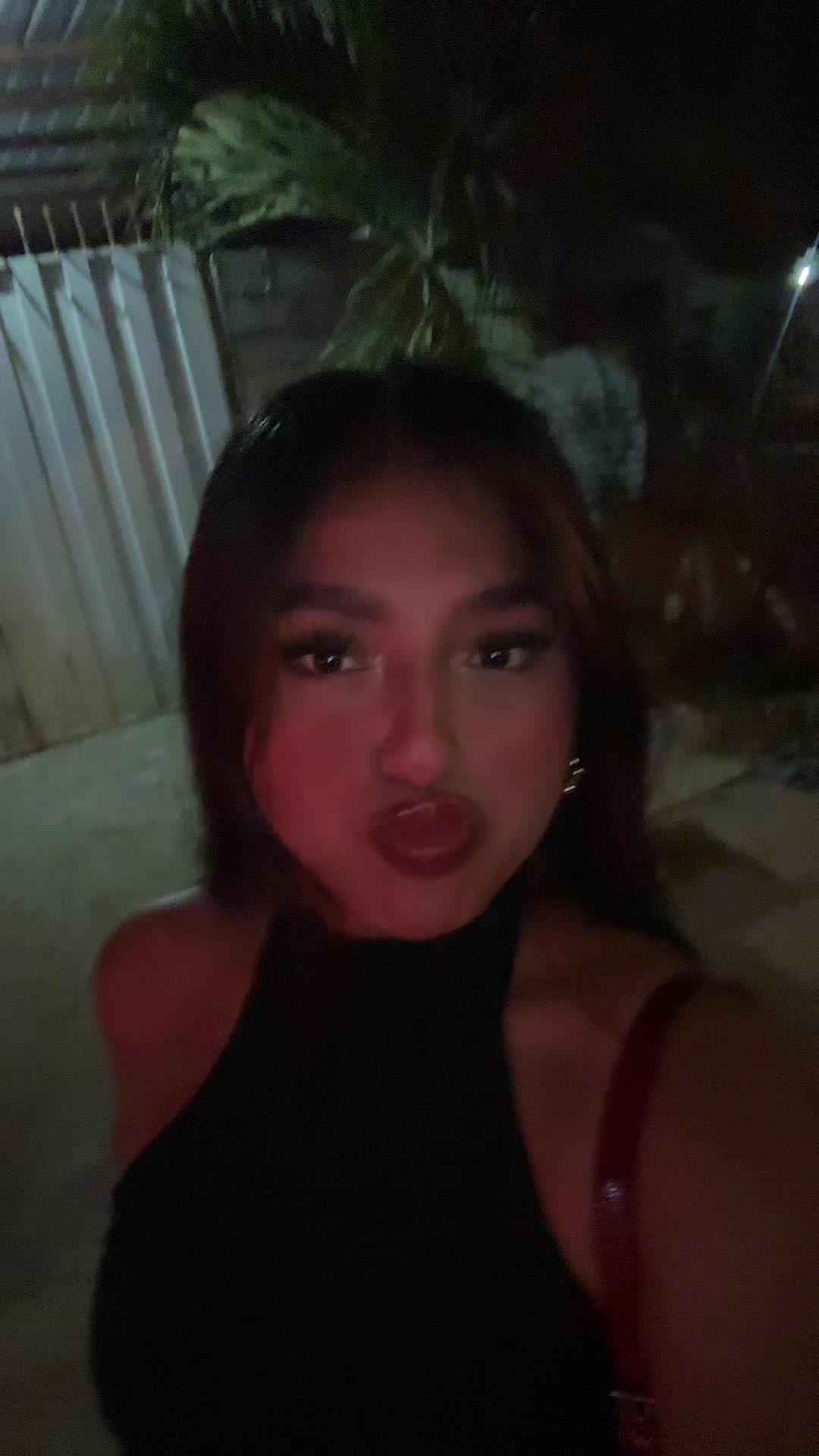 @Lara