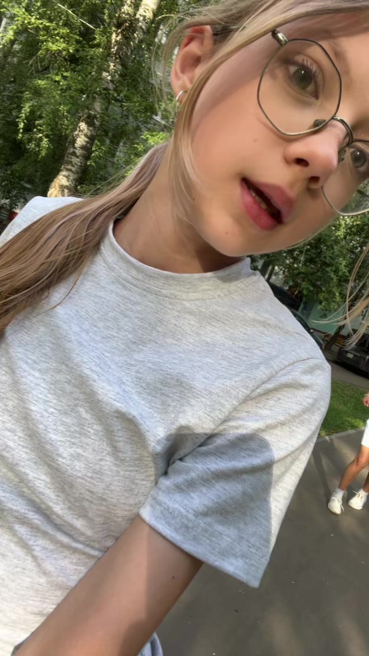 @✧.*mavrii ✧.*