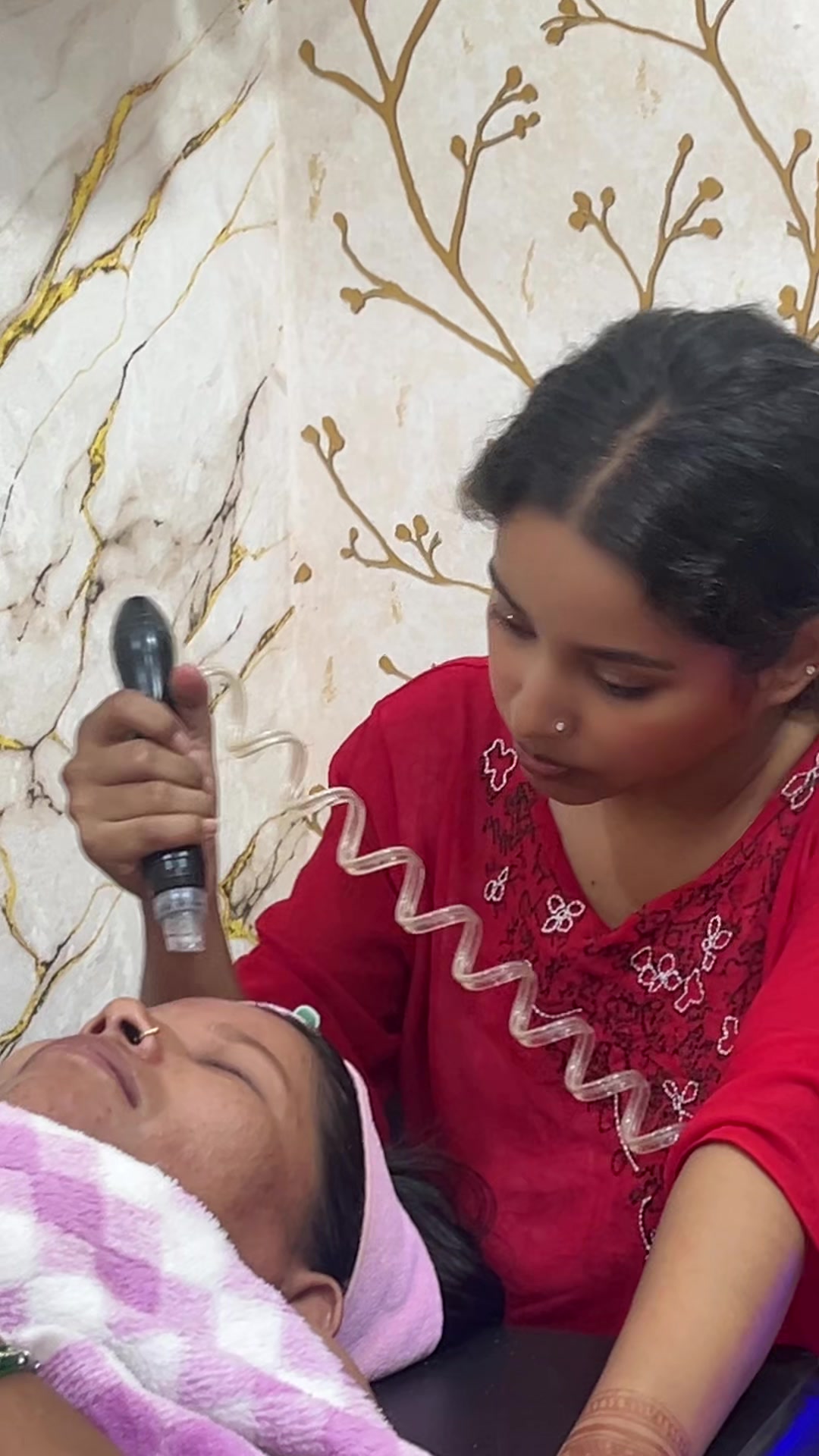 @LGR Beauty parlour9868573100