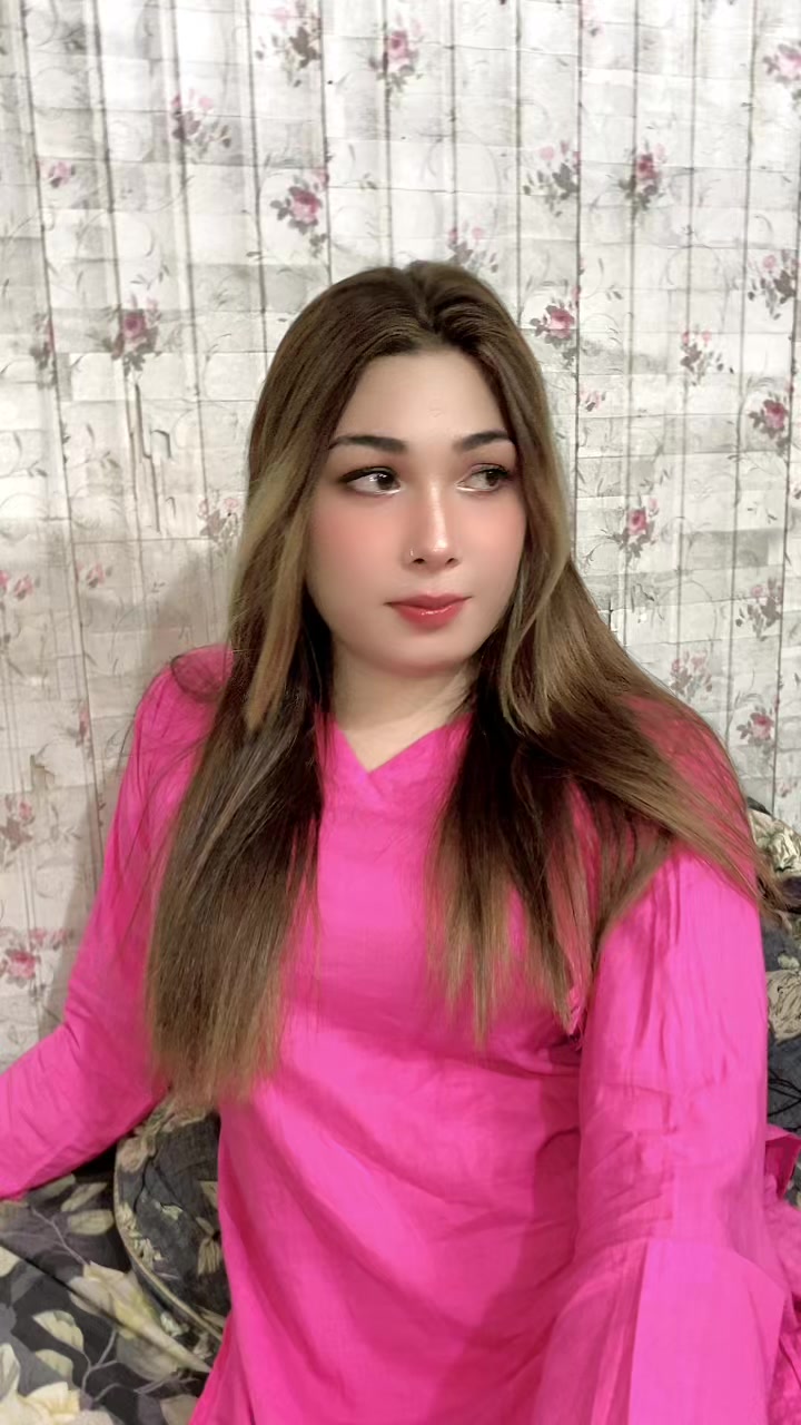 @mahamkhanzadi official H🥀M