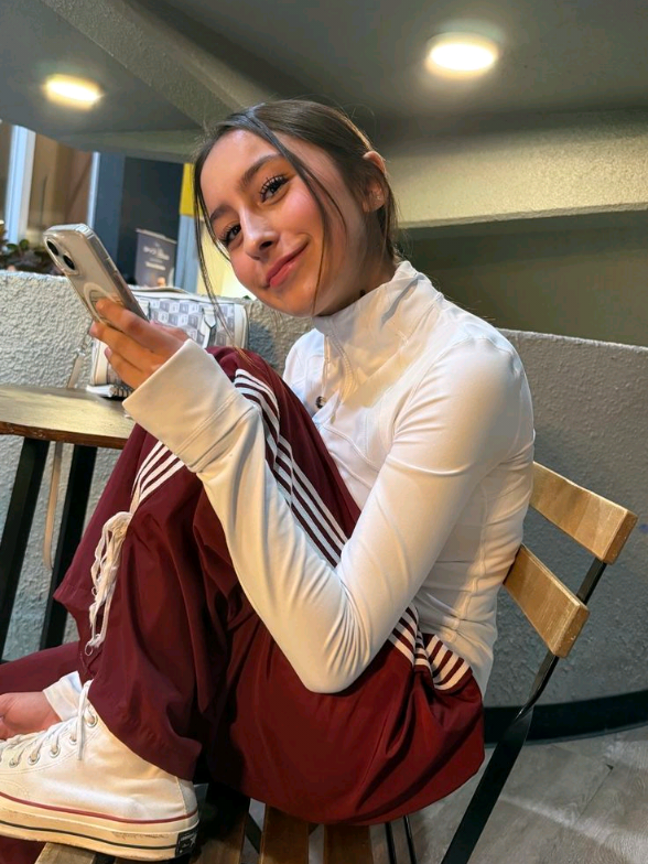 @𝓪𝓵𝓮𝔁𝓪🙊🧡