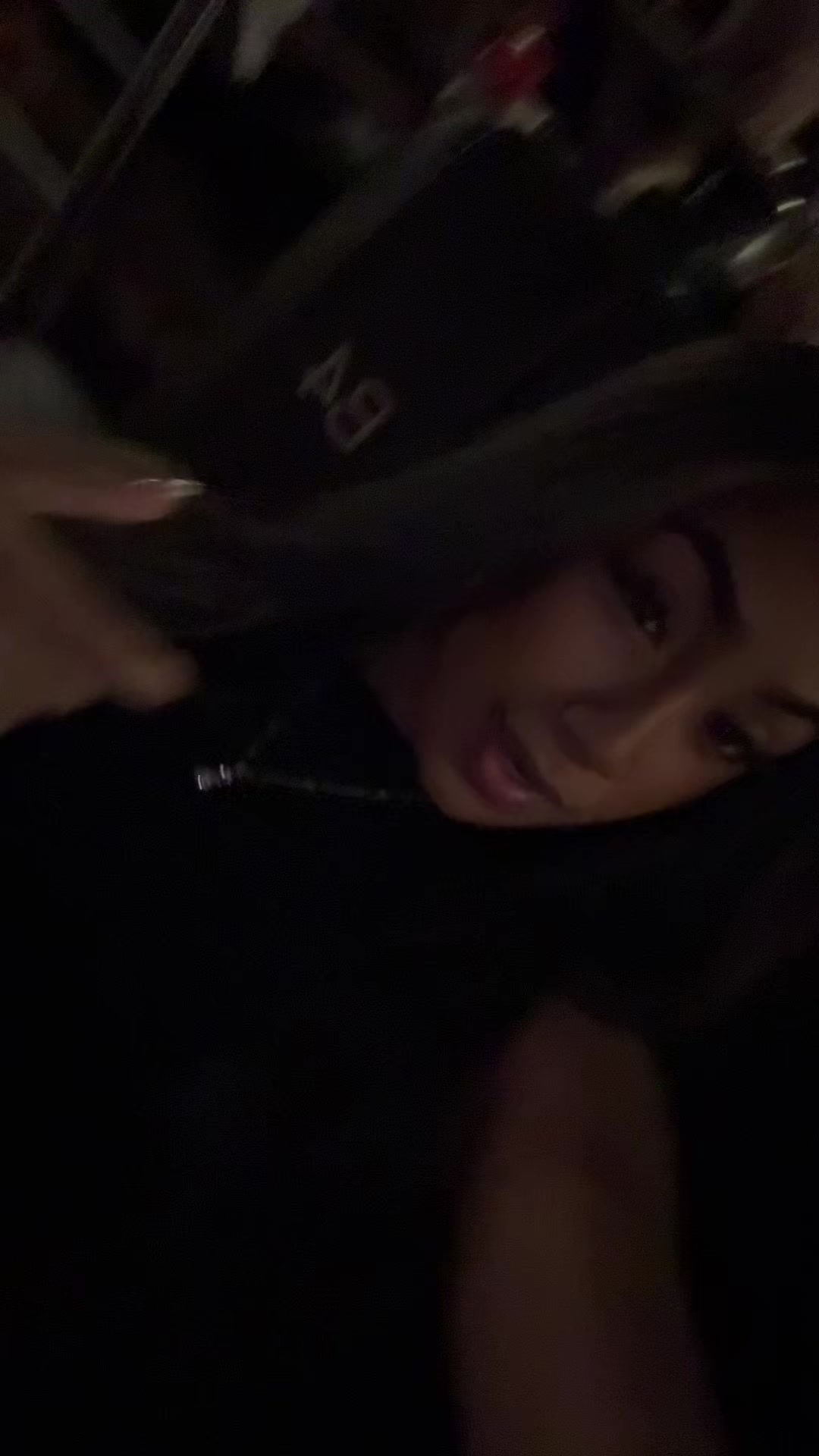 @thainaa
